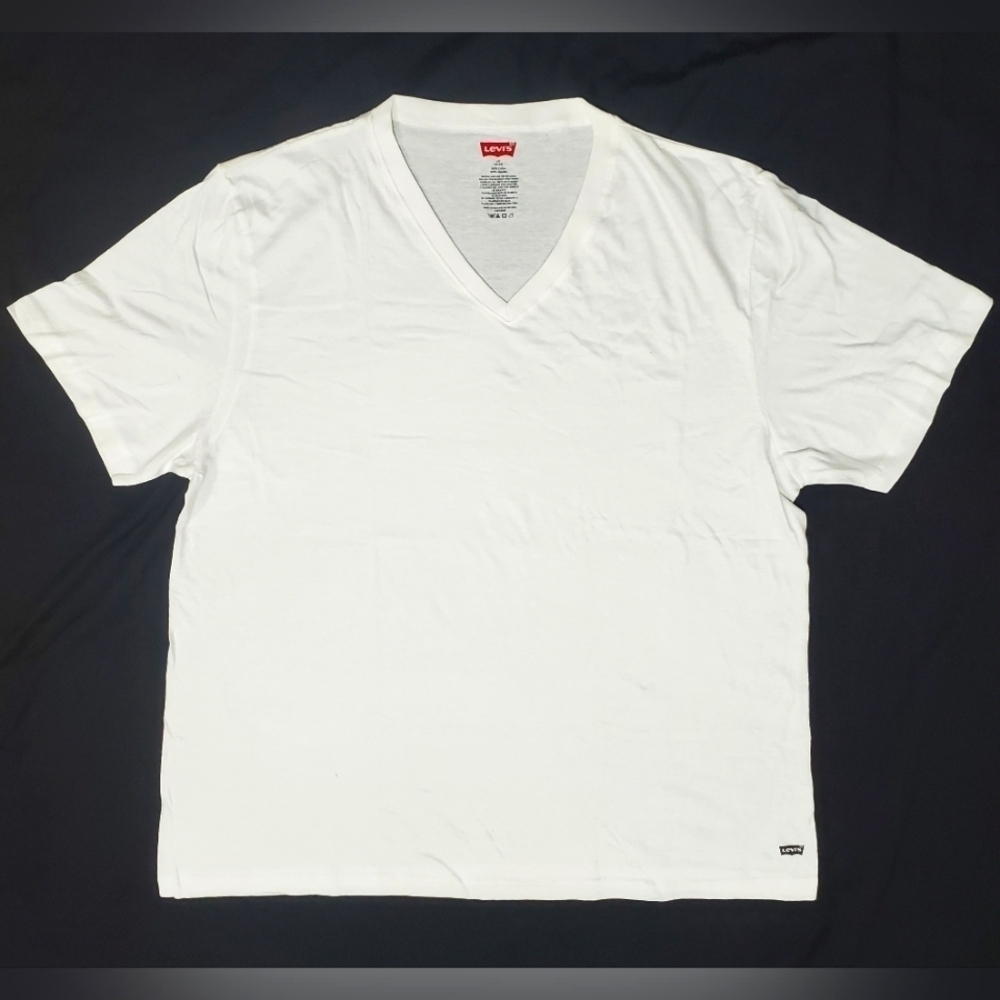 Men's Levi's White T-Shirt